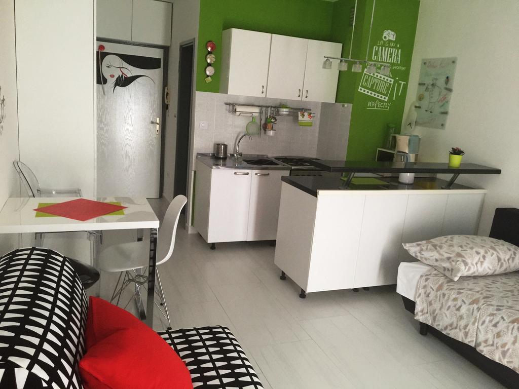 Studio Apartment Vanda 乌马格 外观 照片